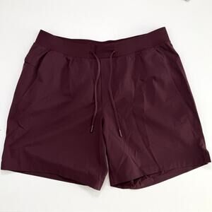 Lululemon Zeroed In Short 7” L